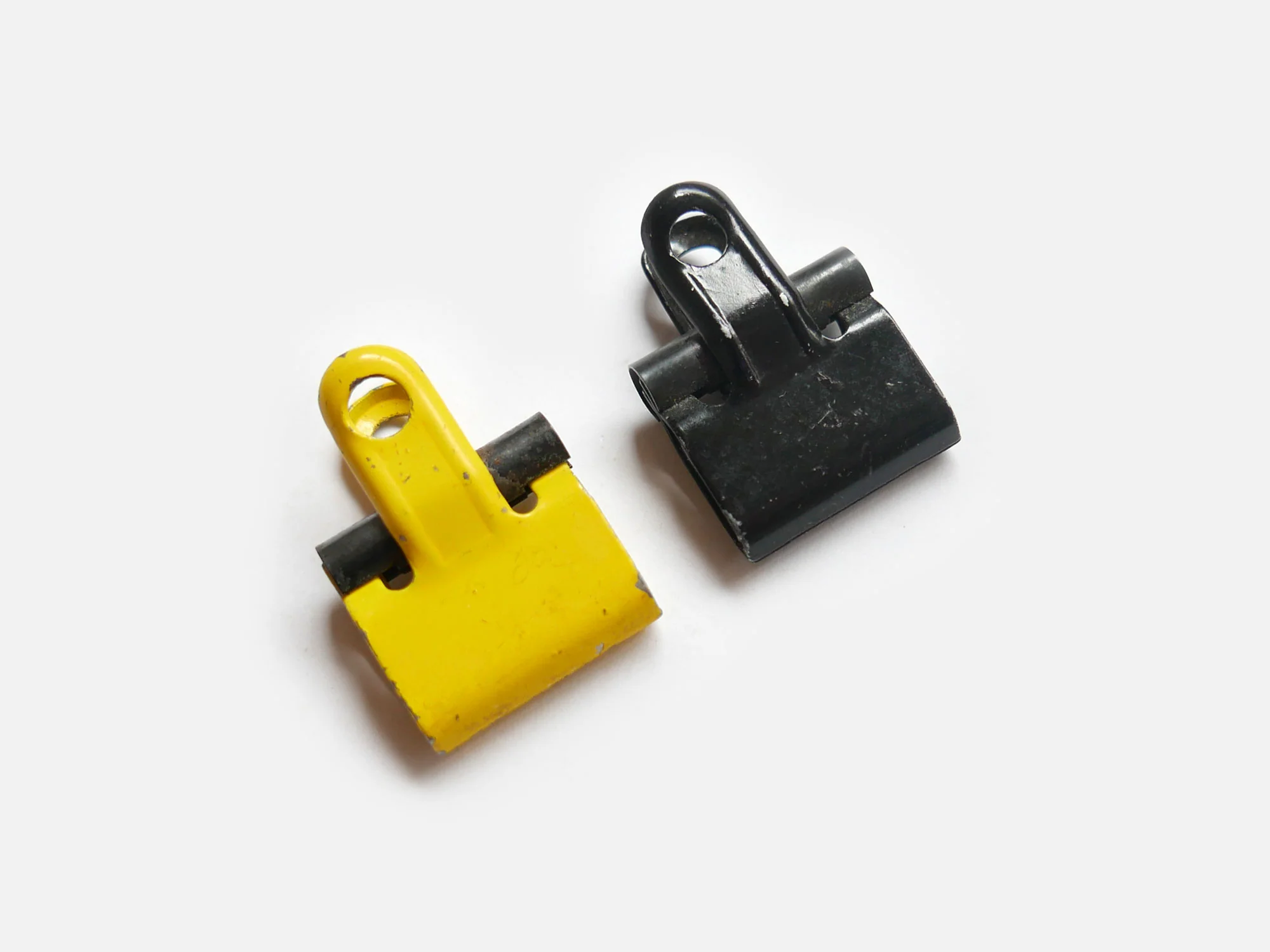 Yellow Bearing Clip (1940s)